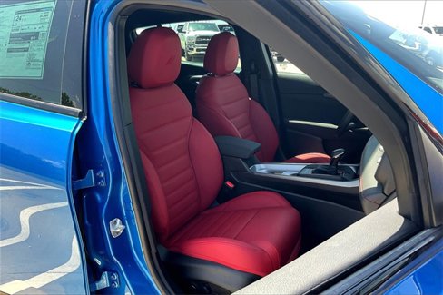 Used 2024 Dodge Hornet GT image 12