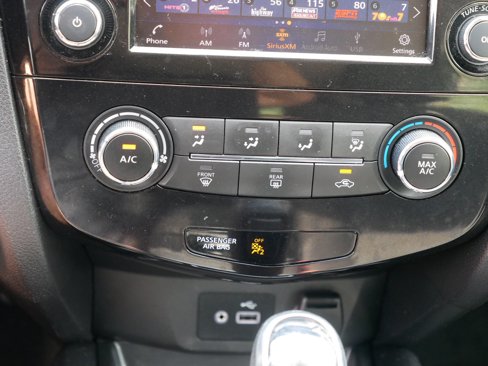 Certified 2022 Nissan Rogue Sport S image 23