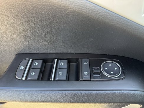 Used 2020 Kia Soul LX image 9