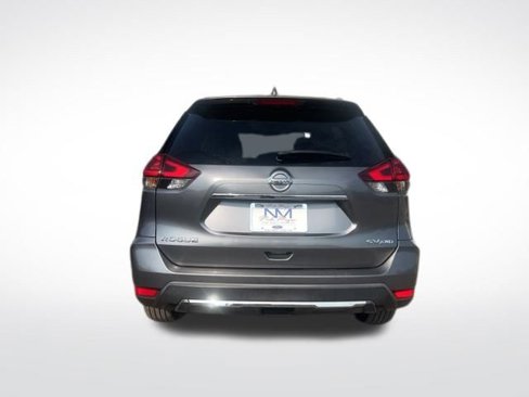 Used 2018 Nissan Rogue SV image 50