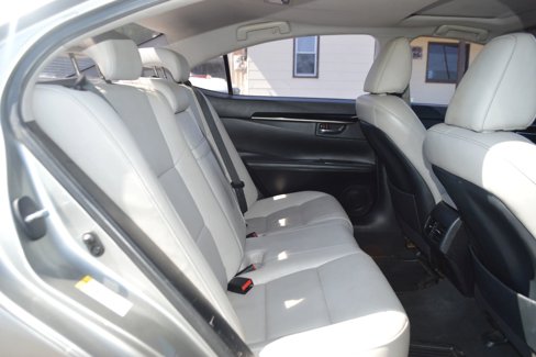 Used 2016 Lexus ES 350 w/ Accessory Package 2 image 23