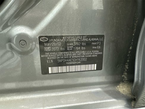 Used 2013 Hyundai Elantra GLS image 28