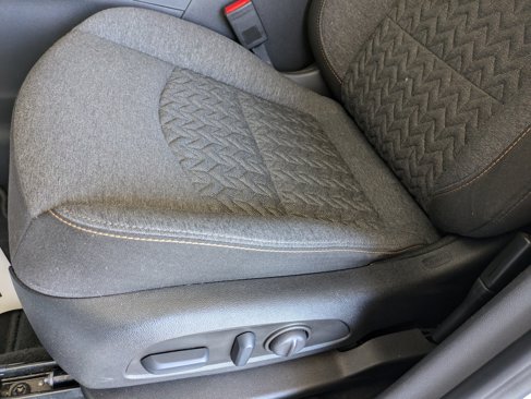 Used 2022 Chevrolet Equinox LT image 9