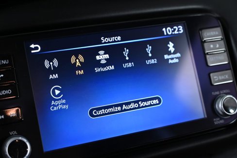 Used 2023 Nissan Kicks SR image 16