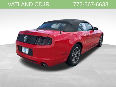 Used 2014 Ford Mustang Premium image 12