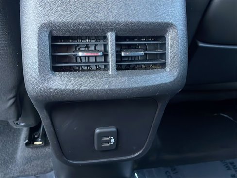 Used 2020 GMC Terrain SLE w/ Elevation Edition image 25