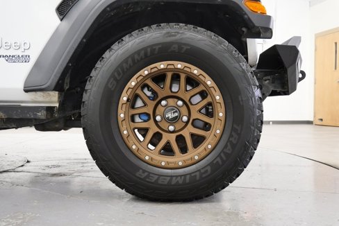 Used 2018 Jeep Wrangler Unlimited Sport S image 34