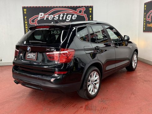 Used 2017 BMW X3 xDrive28i image 2