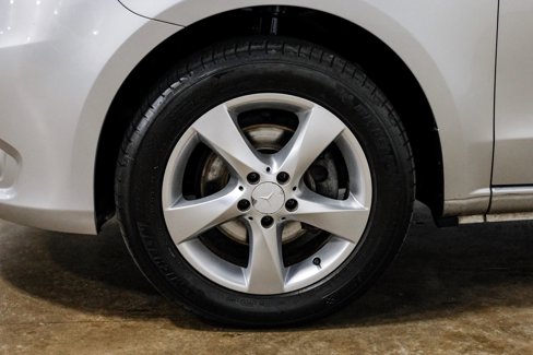 Used 2017 Mercedes-Benz Metris Passenger image 37