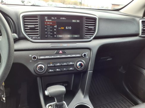 Used 2022 Kia Sportage LX image 7