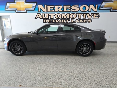 Used 2018 Dodge Charger GT image 4