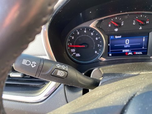 Used 2021 Chevrolet Equinox LT image 29