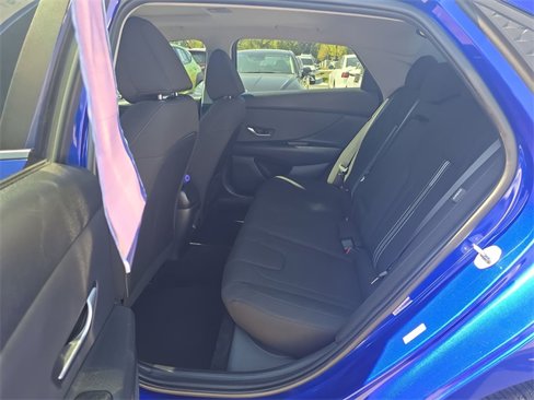 Used 2024 Hyundai Elantra SEL w/ Convenience Package image 23