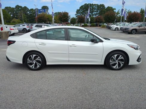 Used 2024 Subaru Legacy image 2