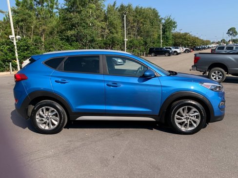 Used 2017 Hyundai Tucson SE image 2