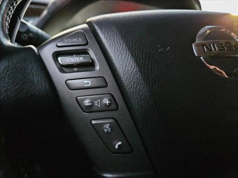 Used 2020 Nissan Armada SL image 11