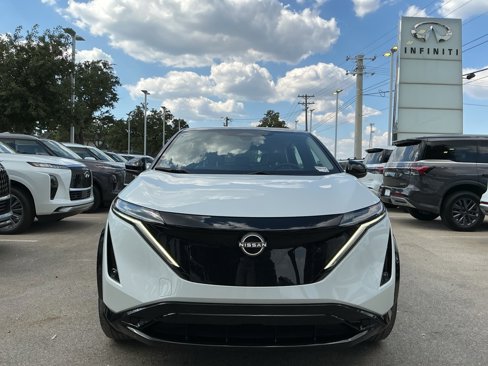 Used 2023 Nissan Ariya FWD image 2
