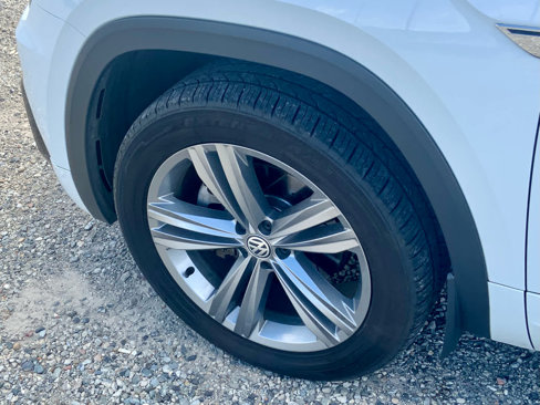 Used 2018 Volkswagen Atlas SEL image 19