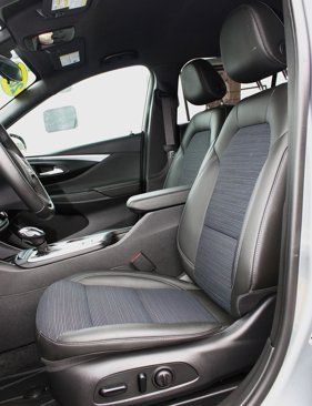 Used 2024 Buick Envista Preferred w/ Convenience I Package image 17