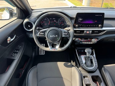 Used 2024 Kia Forte GT-Line w/ GT-Line Premium Package image 2