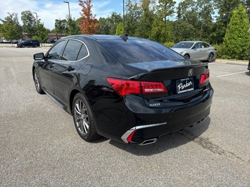 Used 2018 Acura TLX V6 SH-AWD w/ Advance Package image 2