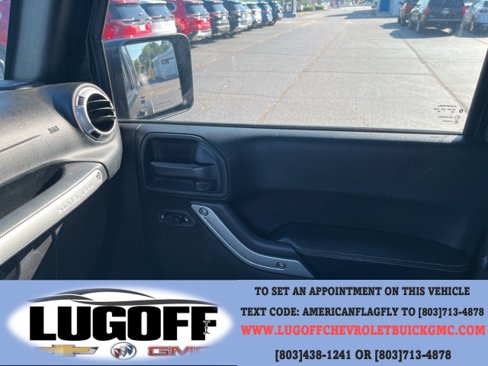 Used 2017 Jeep Wrangler Unlimited Rubicon image 30