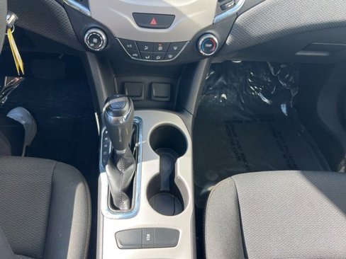 Used 2016 Chevrolet Cruze LS image 11