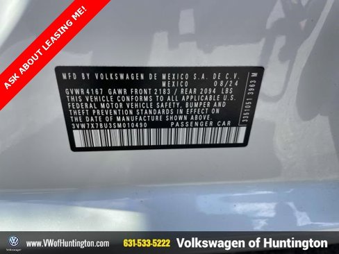 Certified 2025 Volkswagen Jetta SE w/ Sunroof Package image 8