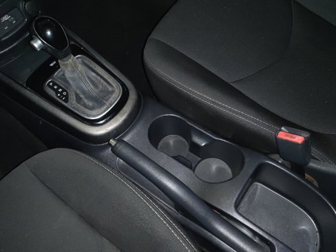 Used 2013 Kia Soul ! image 26