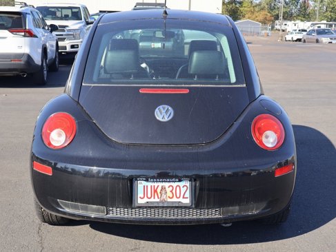 Used 2010 Volkswagen Beetle Red Rock image 5