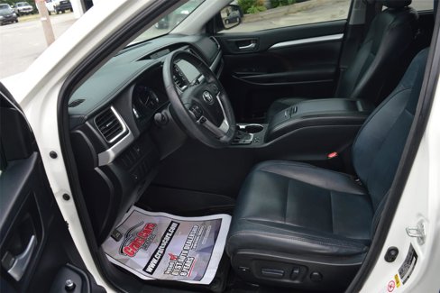 Used 2015 Toyota Highlander XLE image 11