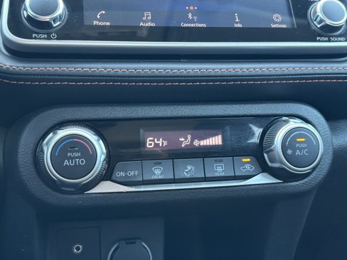 Used 2020 Nissan Kicks SR image 7