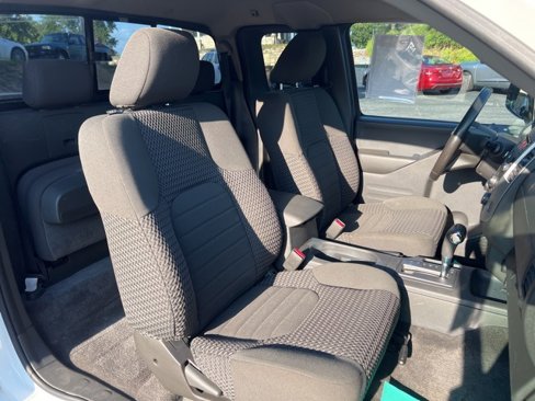 Used 2018 Nissan Frontier SV w/ Value Truck Package image 14