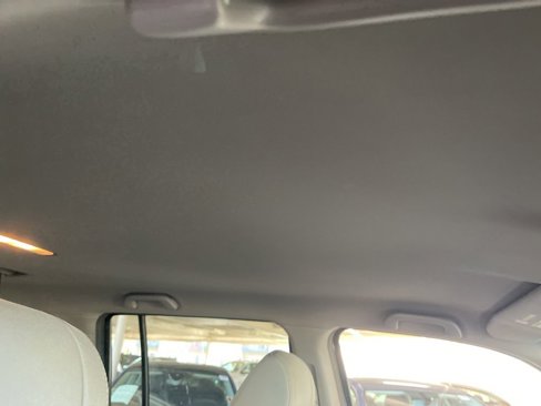 Used 2010 Honda Pilot LX image 17