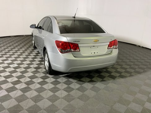 Used 2014 Chevrolet Cruze LT image 11