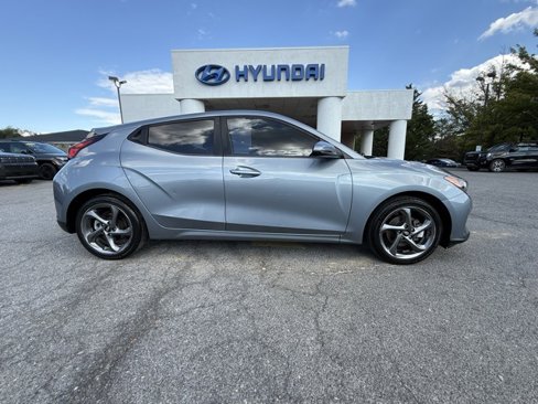 Used 2020 Hyundai Veloster 2.0 image 2