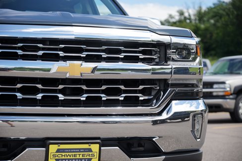 Used 2017 Chevrolet Silverado 1500 LTZ w/ Sport Package image 9