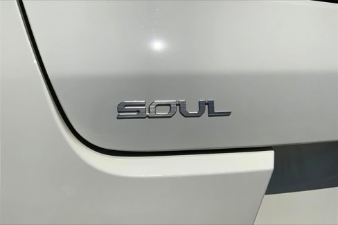 Used 2024 Kia Soul S image 23