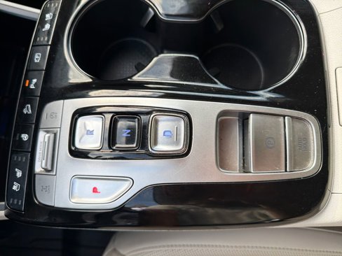 Used 2023 Hyundai Tucson Limited image 29