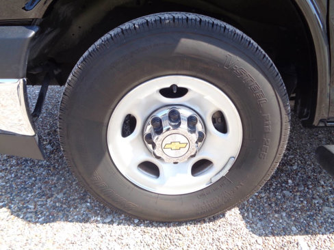 Used 2024 Chevrolet Express 3500 LT w/ LT Preferred Equipment Group image 40
