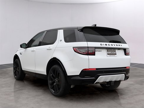 New 2025 Land Rover Discovery Sport Dynamic SE image 7
