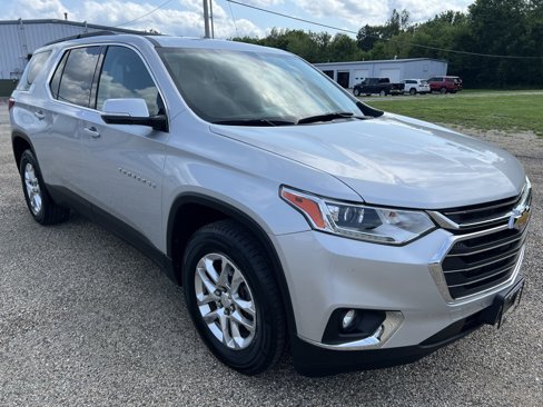 Used 2020 Chevrolet Traverse LT image 9
