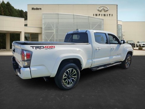 Used 2021 Toyota Tacoma TRD Sport image 4