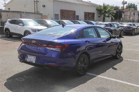 Used 2023 Hyundai Elantra SEL image 9