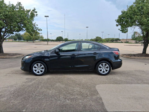 Used 2013 MAZDA MAZDA3 i SV image 4