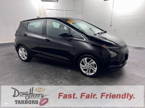 Used 2023 Chevrolet Bolt LT w/ Driver Confidence Package image 3