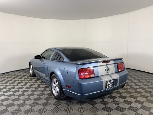 Used 2007 Ford Mustang Premium image 7