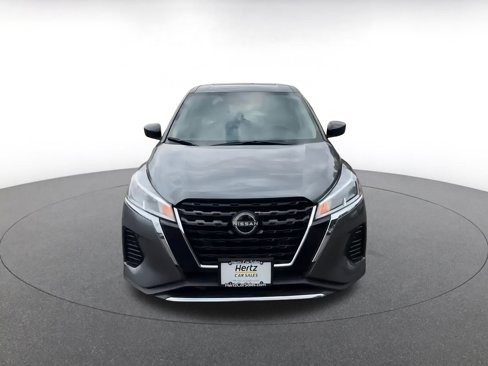 Used 2024 Nissan Kicks S image 4