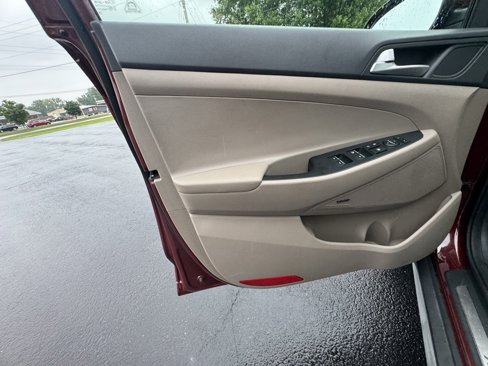 Used 2019 Hyundai Tucson Ultimate w/ Cargo Package image 16