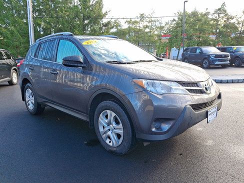 Used 2015 Toyota RAV4 LE image 3
